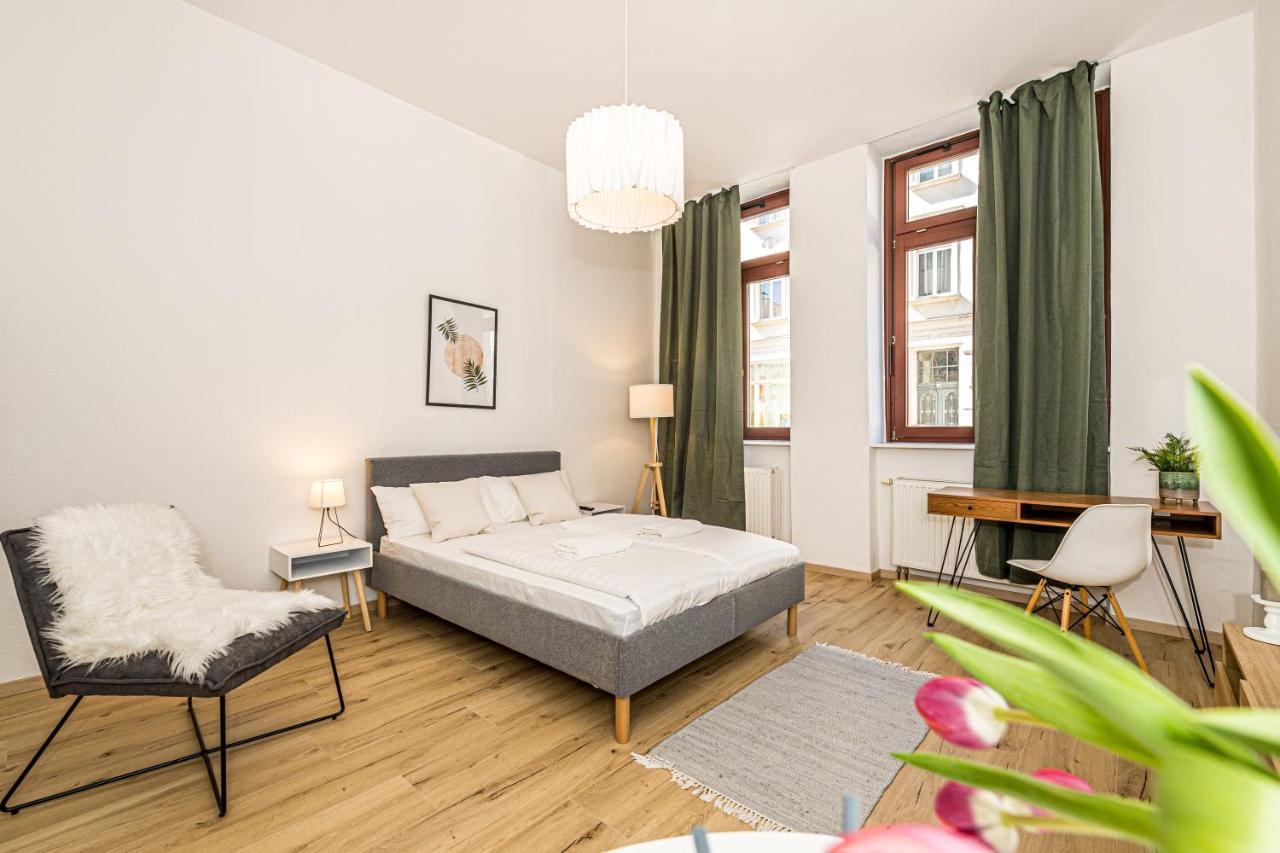 Apartment Ruhige Und Stilvolle Am Clara-zetkin-park