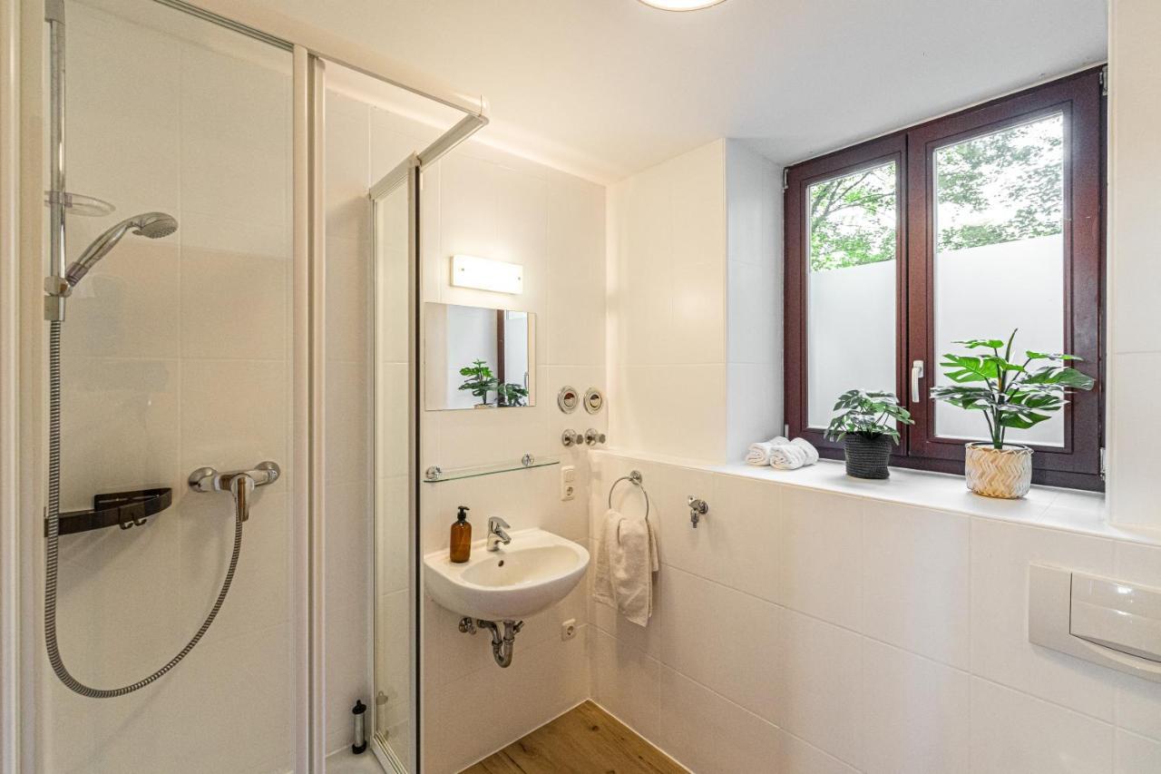 Ruhige Und Stilvolle Am Clara-zetkin-park Apartment