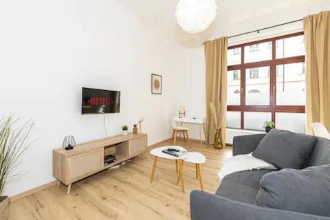 Ruhige Und Stilvolle Am Clara-zetkin-park Apartment